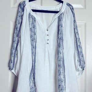Sara Michelle White and Blue 3/4 Sleeve Relaxed SunBlouse